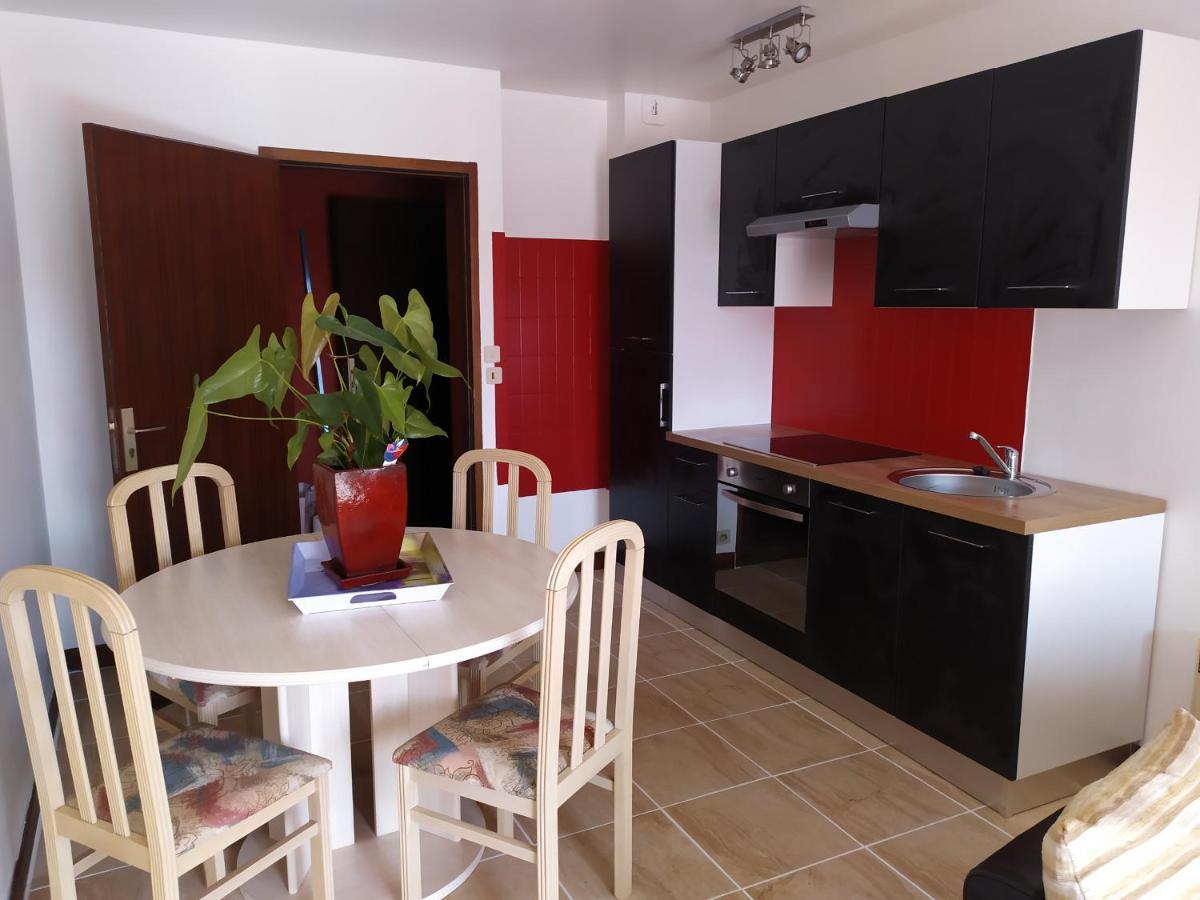 50M2 2 à 4 Pers TOUT CONFORT BALCONS JARDIN TERRASSE Les Albres Exterior foto